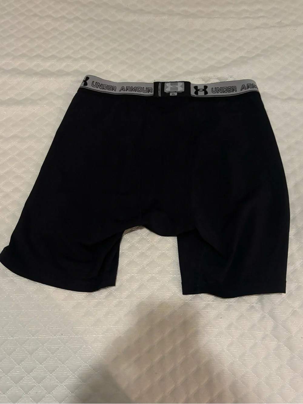 Under Armour Men’s XL Compression Shorts Black